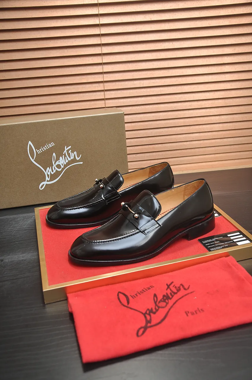 Men's shoes 💰620💶 [Chrstian Loubotin] Red-soled shoes 💋Original mold opening, the highest version on the market, purely handmade ➕Imported cowhide uppers, first-layer water-dyed cowhide lining! Original EU high-gloss outsole. 38 to 45 (45 customized)
